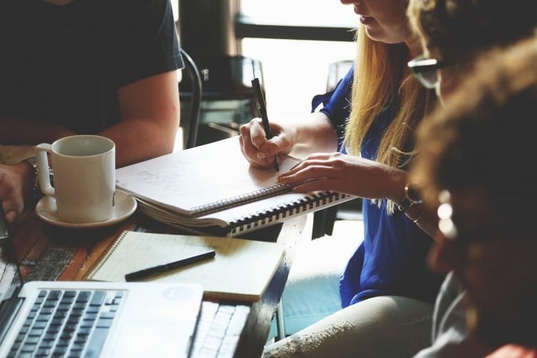 Featured image: networking in coffee shop.jpg - Make the Most of National Networking Week