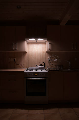 Featured image: stove pablo-charnas-180197.jpg - How to Come to Your Customers' Rescue in the Appliance Repair Industry