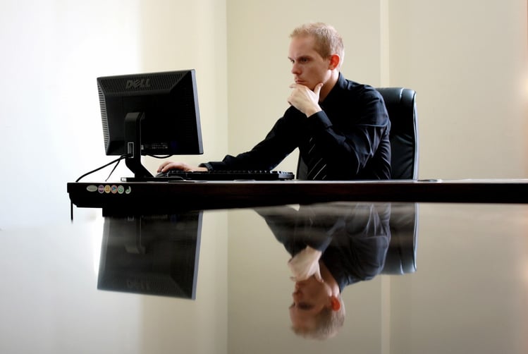 Career vs. Business Ownership: Which is More Secure? | DVW Franchise