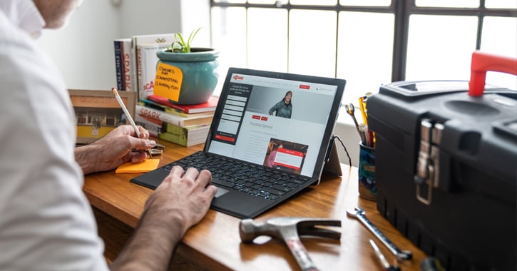 Featured image: Handyman looking at Mr. Handyman franchise opportunities - How to Start a Handyman Business