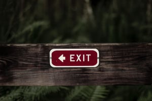 Featured image: exit - Why and how franchisees should set up an exit strategy