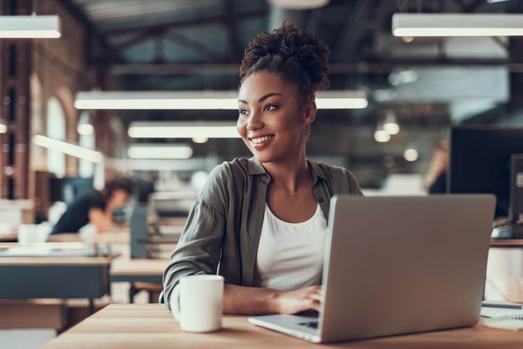 Featured image: Young Entrepreneurs - 4 Reasons to Start a Business in Your 20s
